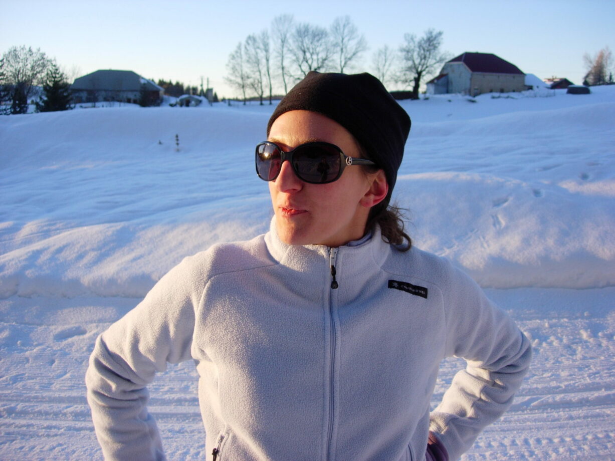 Ni James Bond Girl, Ni Indiana Jones